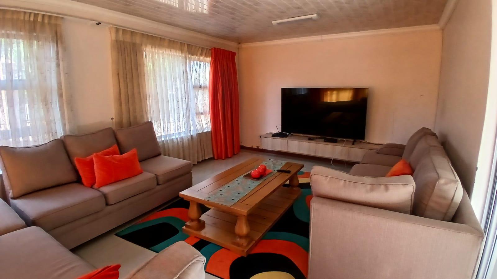 4 Bedroom Property for Sale in Pellissier Free State